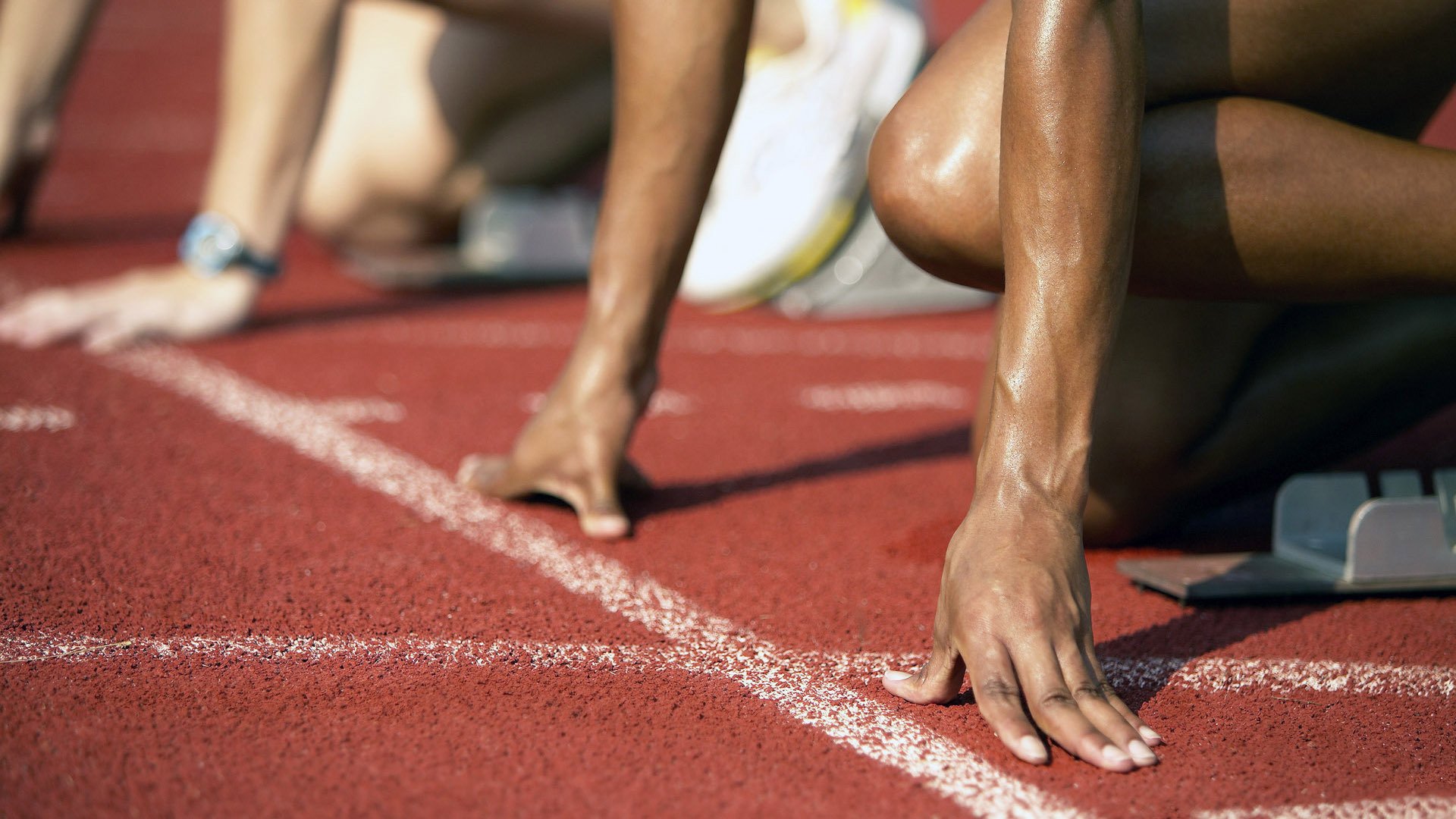 行业规范逐步完善，推动电竞走向公平竞争的良性发展，电竞行业管理和规范